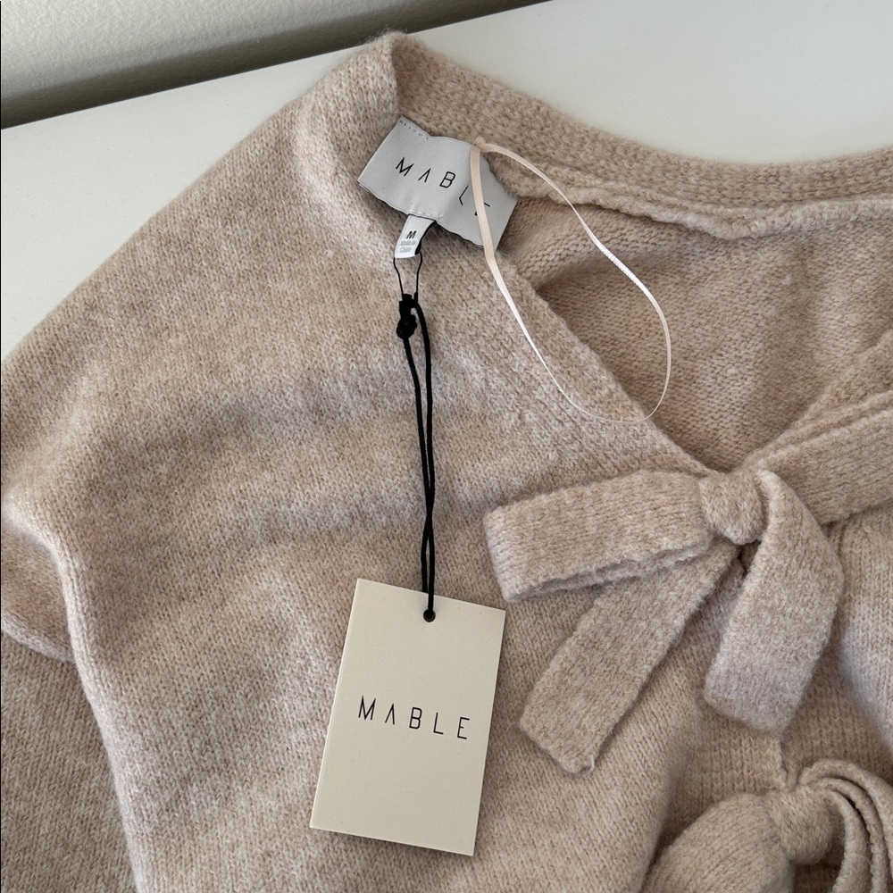 NWT Mable Bow Sweater - Picture 3 of 4